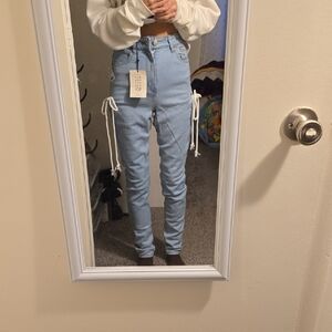 NWT AKIRA Peek-A-Booty Light Blue Jeans